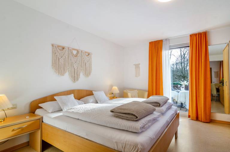 Studio Apartment 'No. 5' with Balcony, Shared Garden and Wi-Fi in Villingen-Schwenningen