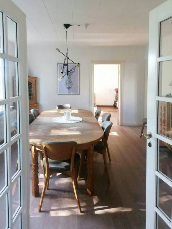 Family-oriented house with yard, barbeque & patio | Pets allowed — photo 4
