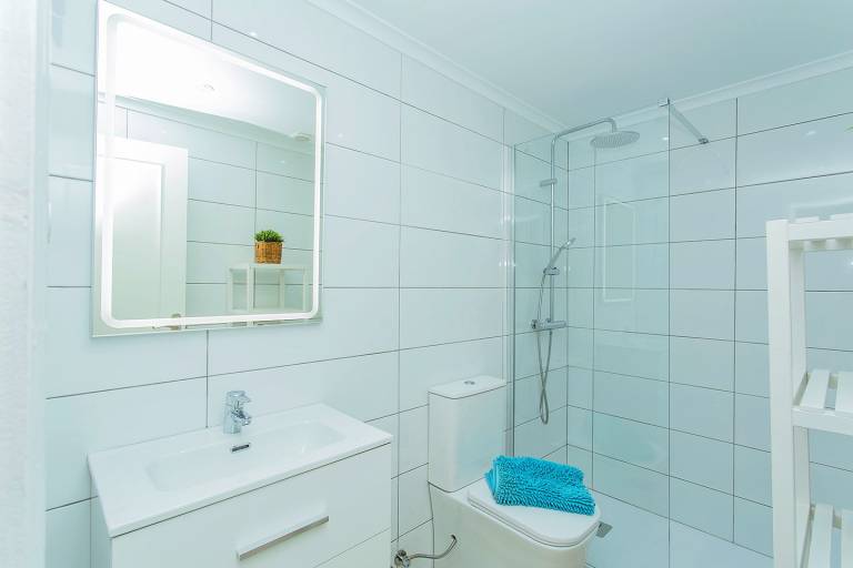 Holiday apartment with garden, patio & pool | Next to the beach | Pet-friendly — photo 4