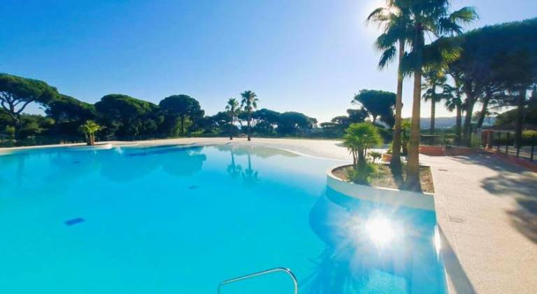 Villa with private pool, patio & garden | Pets are welcome — photo 2