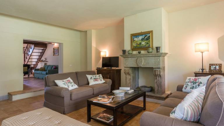 Fully equipped villa with private pool, garden & barbeque | Pool view | Pets are welcome — photo 3