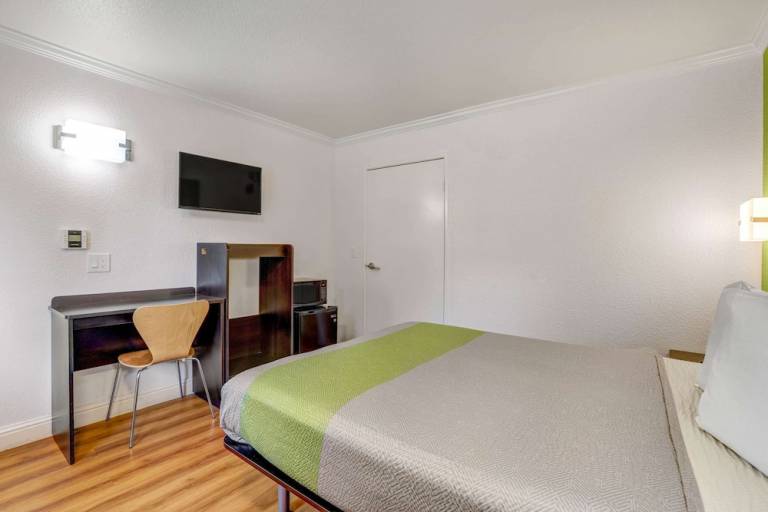 Motel King City