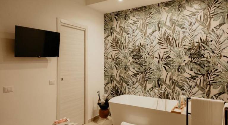 Holiday apartment with hot tub — photo 2