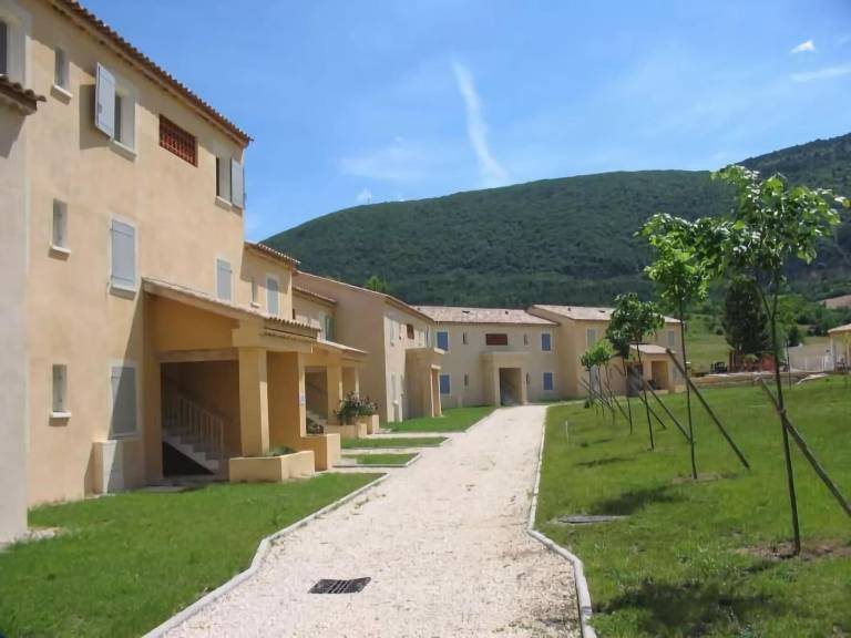 Appartement Montbrun-les-Bains