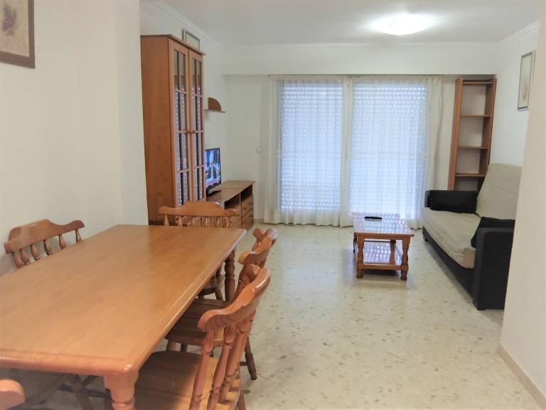 Rental apartment with garden, pool & patio — photo 4