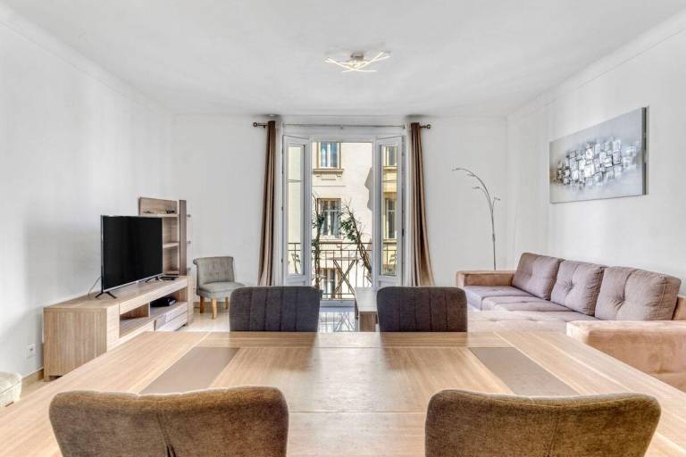 Charming apartment with terrace | Perfect for remote work | Pets are welcome in Cannes