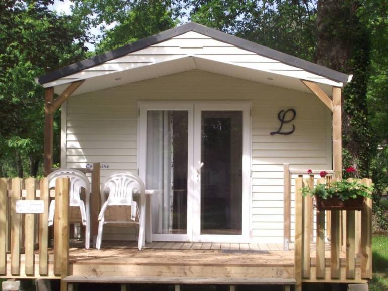 Mobile home with heated pool & terrace — photo 4