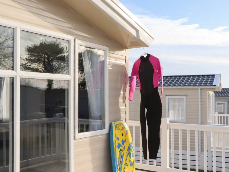 Cottage with yard | Beach view | Pet-friendly — photo 2