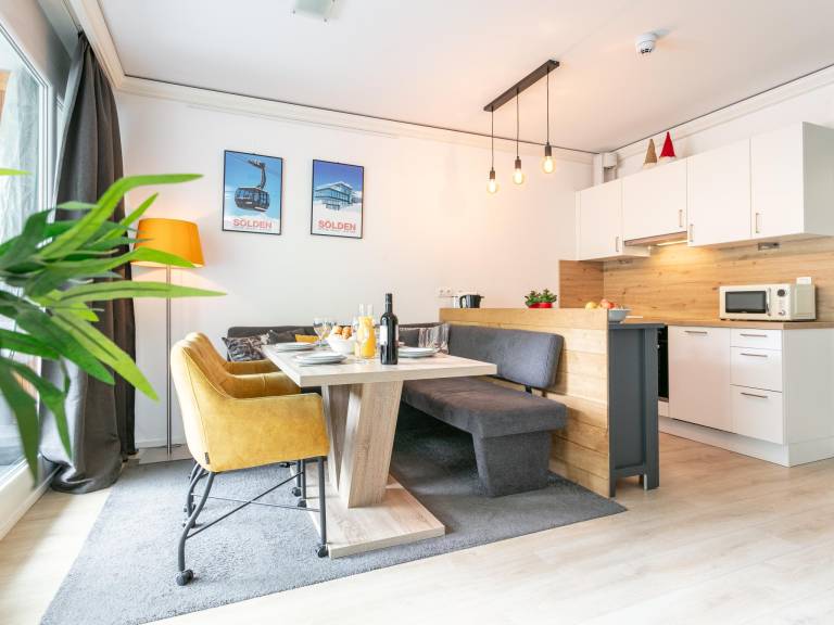 Apartment with terrace & garden — photo 2