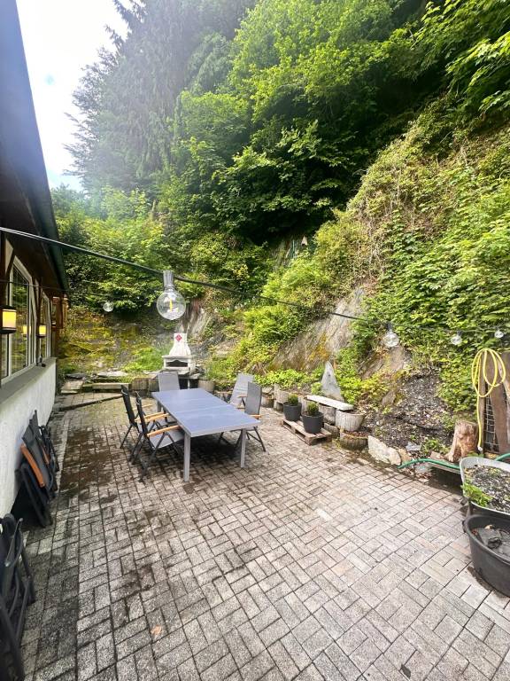 House with grill & terrace — photo 2