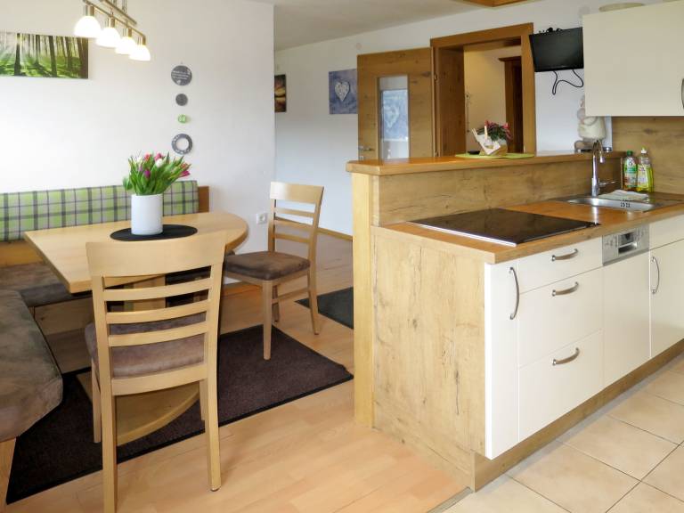 Apartment with yard & barbeque | Pet-friendly — photo 2