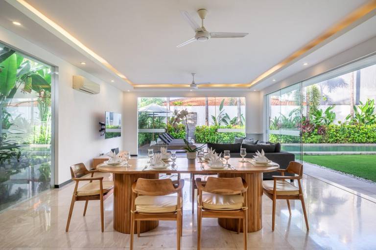 Wonderful villa with private pool, terrace & yard | Perfect for remote work | Dogs allowed — photo 4