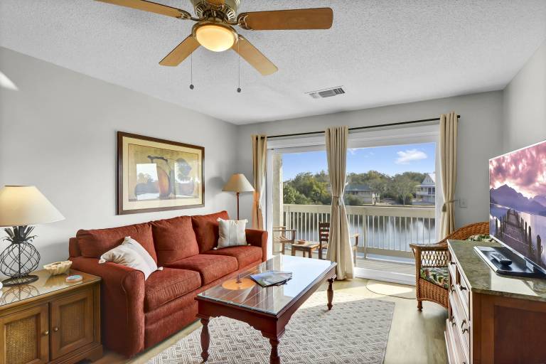 Condo Sea Island