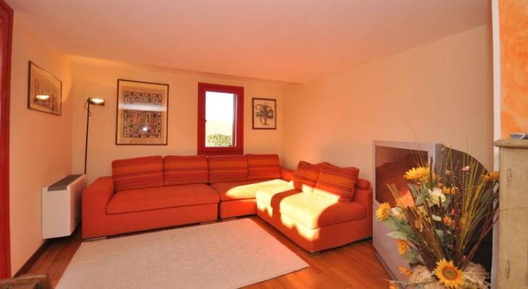 Charming villa with pool | Pets are welcome — photo 2