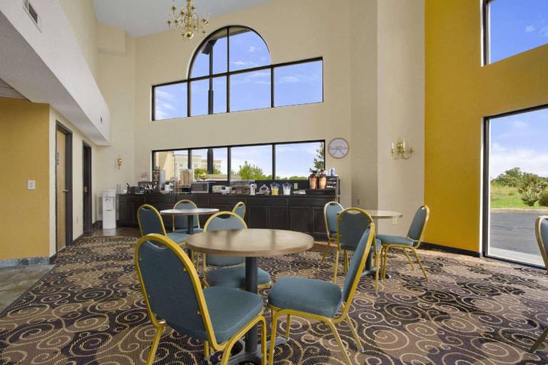 Baymont by Wyndham Santee — photo 2