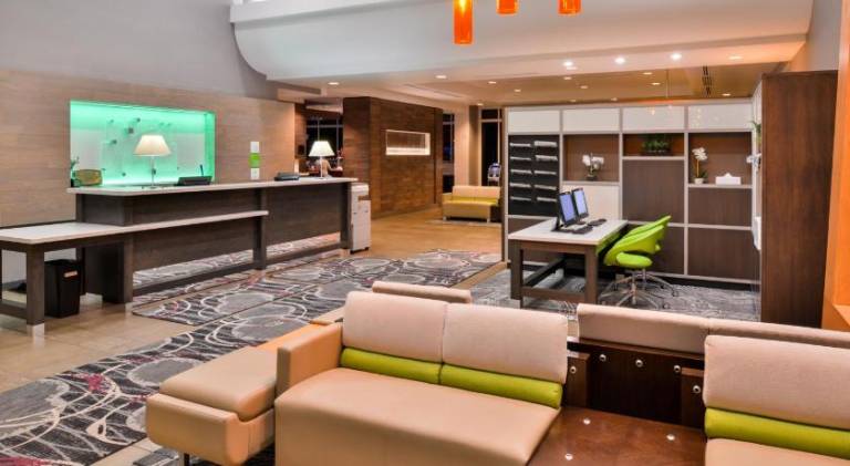 Holiday Inn Kansas City Airport By IHG — photo 4