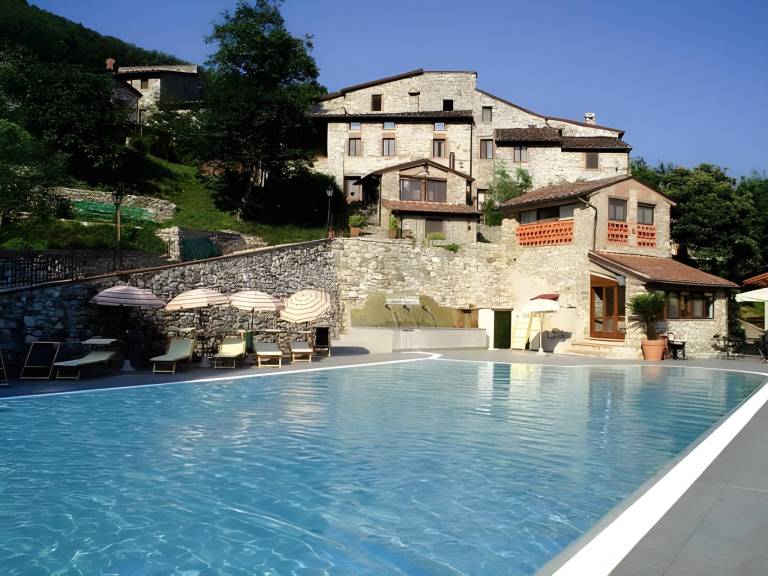 210 m&sup2; Apartment mit Hotelservice