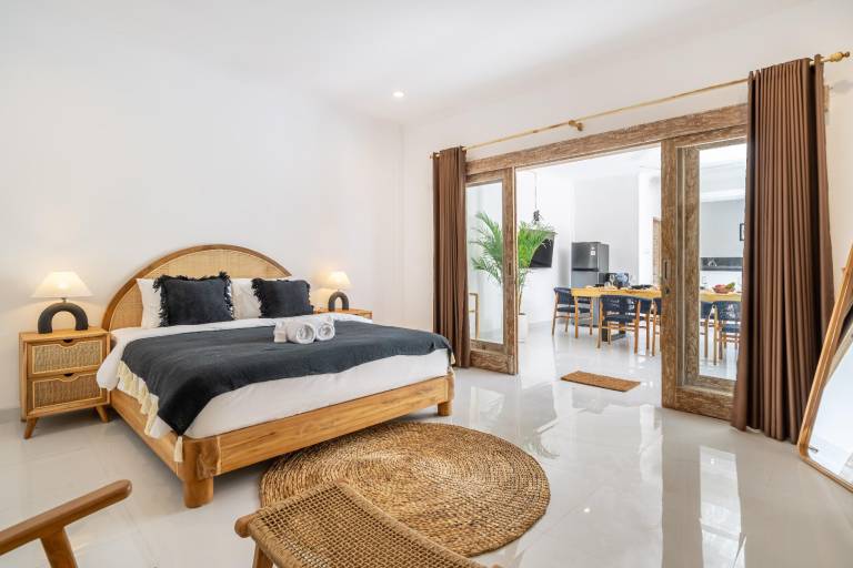 Family-friendly villa with private pool, terrace & barbeque | Good for workation | Pet-friendly — photo 2