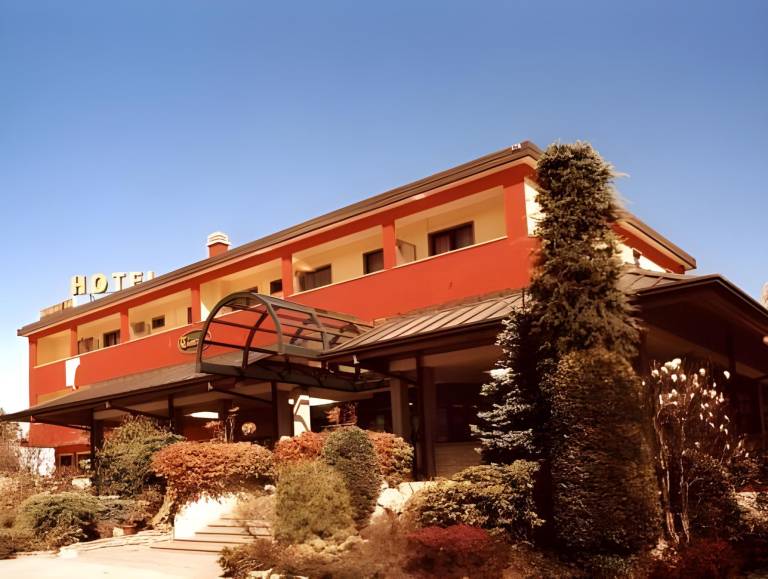 Hotel Cinzia Ristorante Christian e Manuel in Vercelli