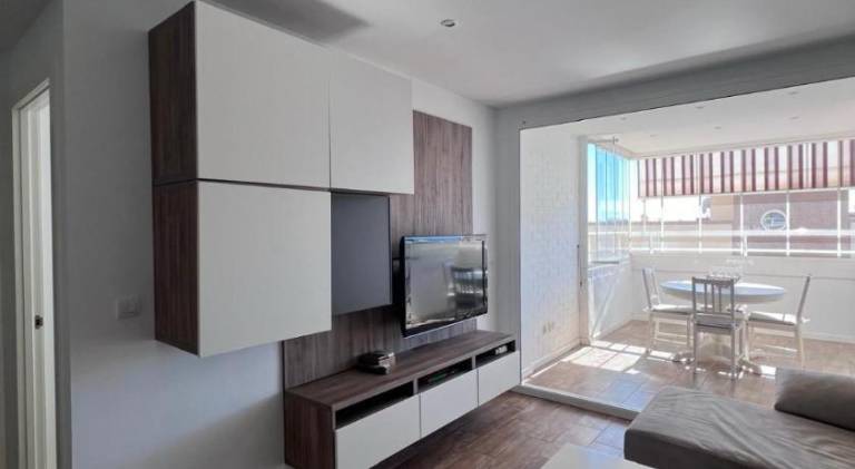 Fully equipped holiday apartment with private pool, patio & yard | Next to the beach | Pets allowed — photo 2