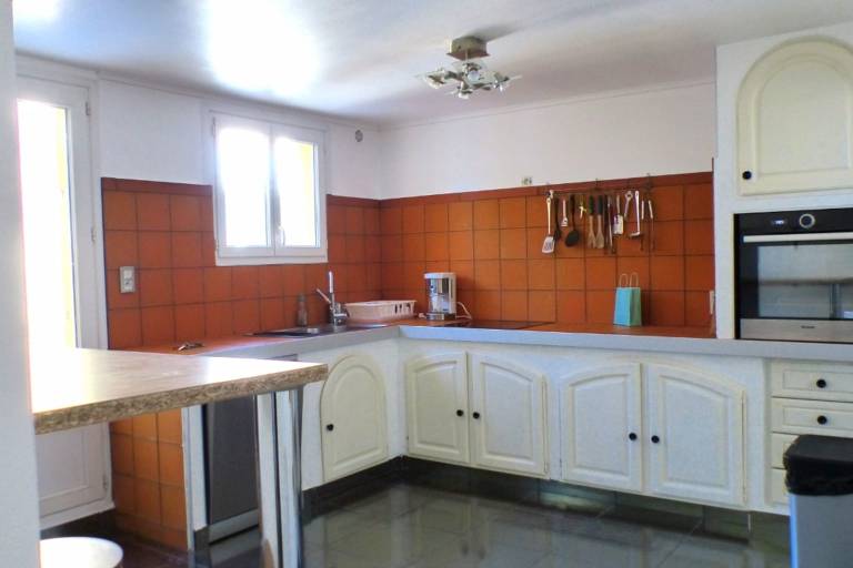 House with private pool, terrace & garden — photo 2