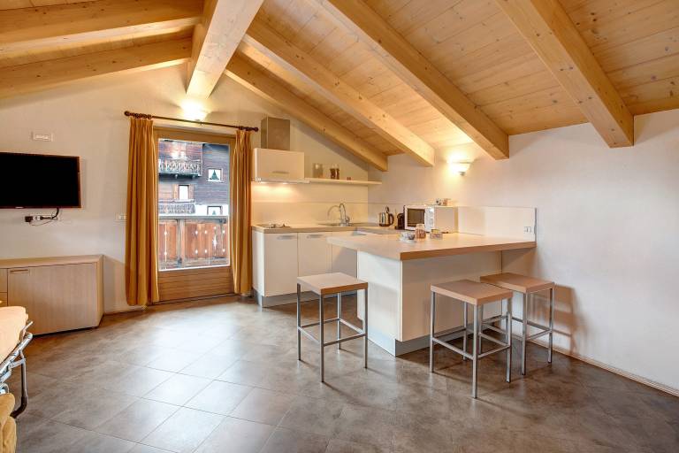 Pet-Friendly Apartment "Castagne Baitel li Pigna" with Mountain View — photo 5