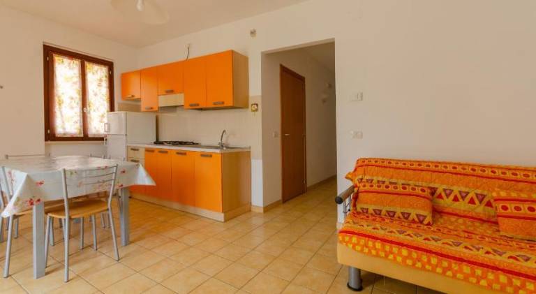 Rental apartment with BBQ, terrace & garden — photo 2