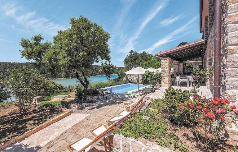 Huis Rab Island