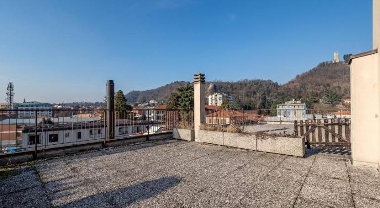 Pleasant holiday apartment | Near Castello Baradello | Pet-friendly — photo 2