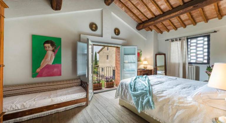 Vacation home with pool in Asciano