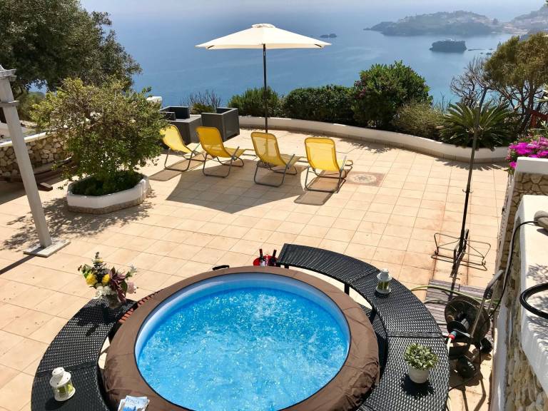 Casa Ponza