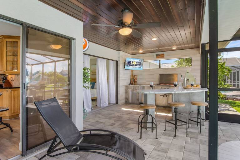 Direct Gulf Access, Expansive Lanai, Heated Pool - The Nautical - Roelens — photo 4