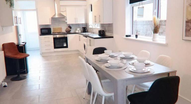 Holiday apartment with 5 rooms for 12 persons — photo 4
