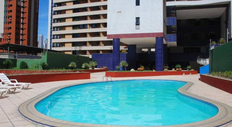 Apartment with pool — photo 2