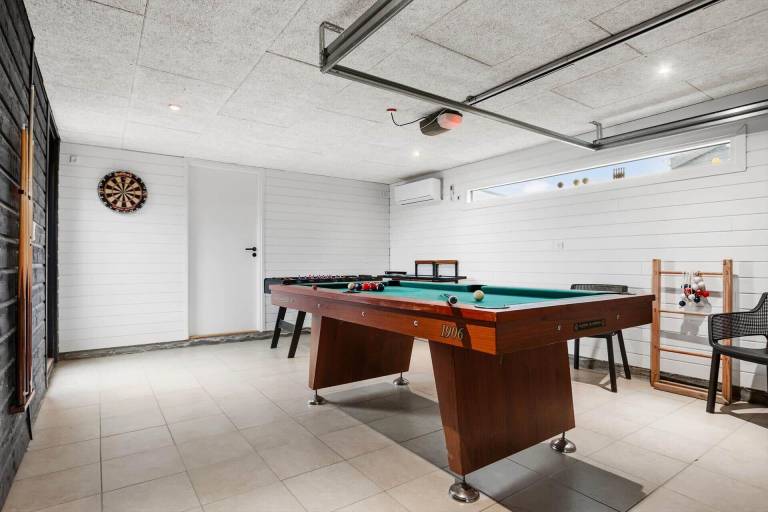Fully equipped vacation home with BBQ & terrace | Pets are welcome — photo 3
