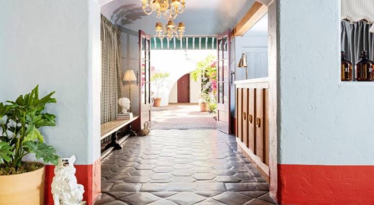 Spanish Garden Inn — photo 2