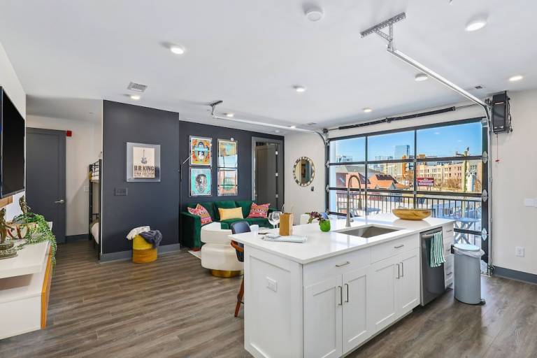 Condo Rolling Mill Hill