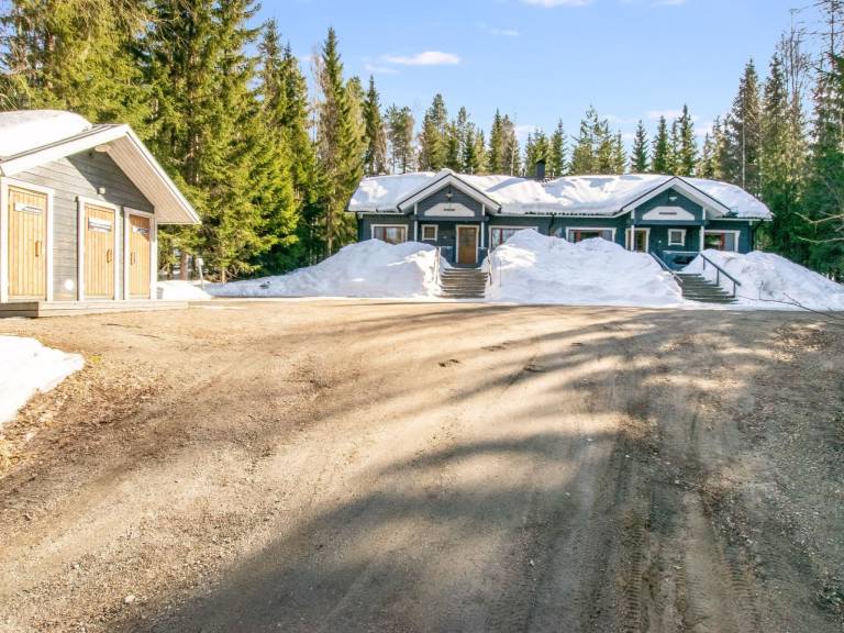 Charming house with terrace & sauna | Nature view | Pets are welcome in Sotkamo