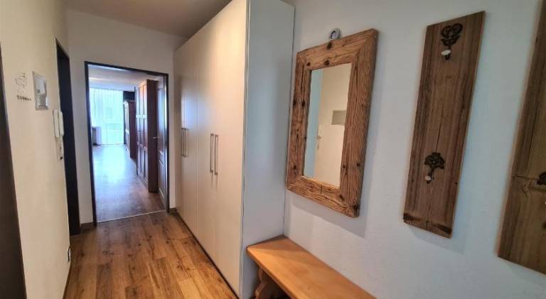 Apartment with patio, yard & pool in Oberstdorf