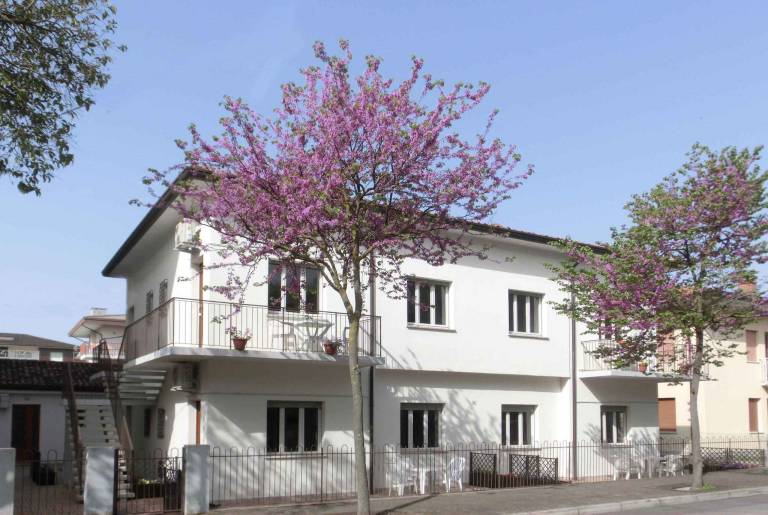 Rental apartment with yard in Bibione
