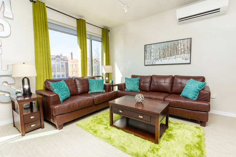 Apartment with 1 room for 5 persons in Minneapolis, MN