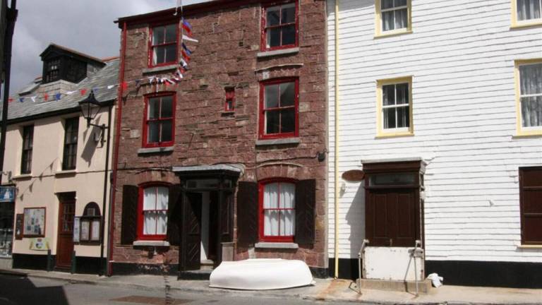 Cottage Cawsand