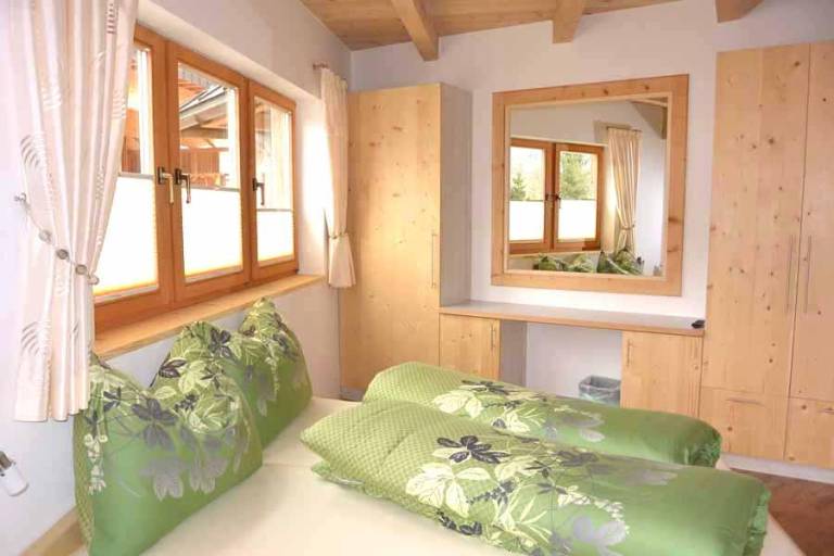 Holiday apartment with BBQ, yard & sauna — photo 4