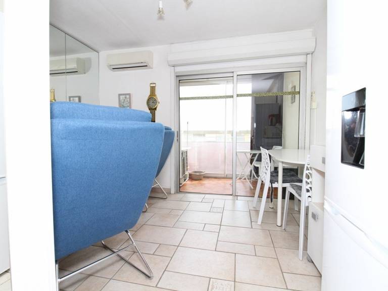 Charming T1 Apartment with A/C, 100m from Thermal Baths, Fully Equipped Kitchen, Private Loggia — photo 5