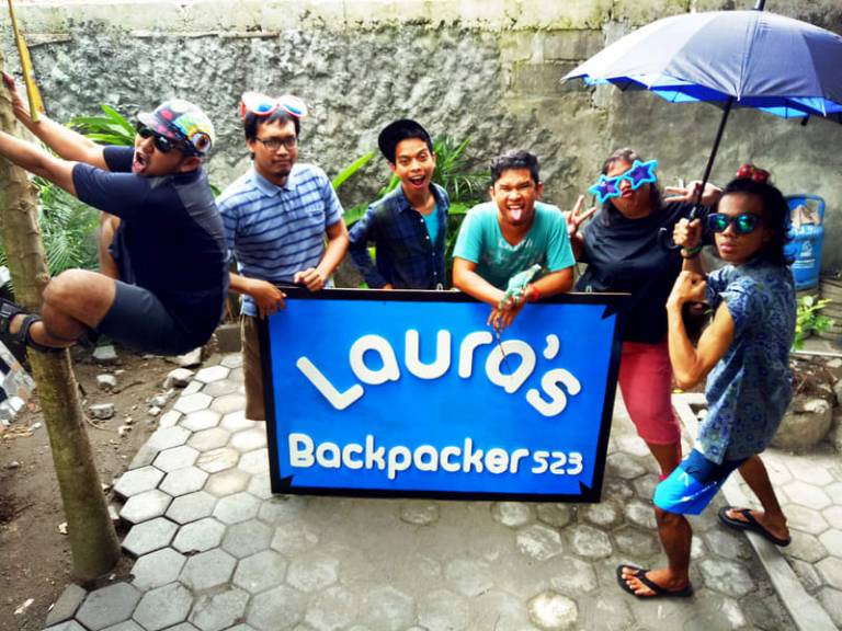 Laura s Backpacker 523