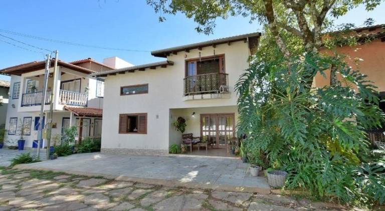 Wonderful house with hot tub | Dogs allowed in Pirenópolis