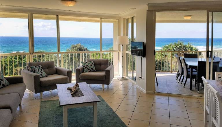 Apartment Point Lookout