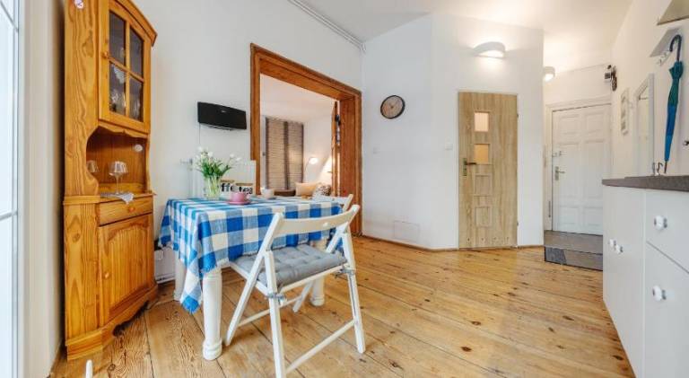 Apartment with 2 rooms for 5 persons — photo 4