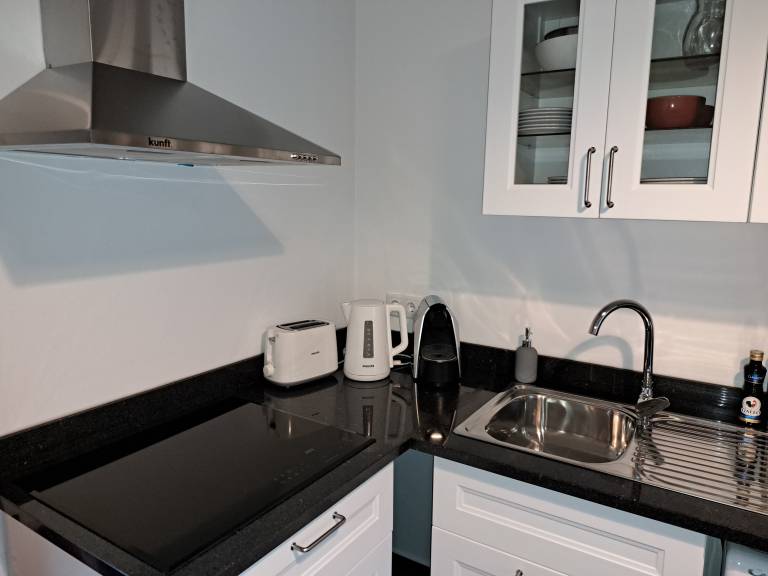 Beautiful house with yard | Mountain view | Suitable for remote work | Dogs allowed — photo 3