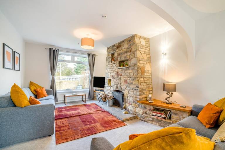 4 Bed in Bath oc bhr4